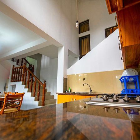 Aa Bungalow Kandy Eksteriør billede