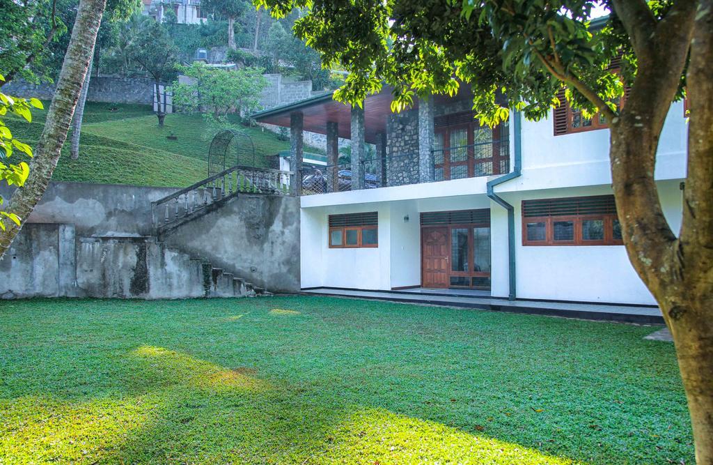 Aa Bungalow Kandy Eksteriør billede