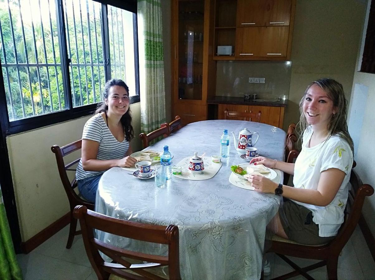 Aa Bungalow Kandy Eksteriør billede