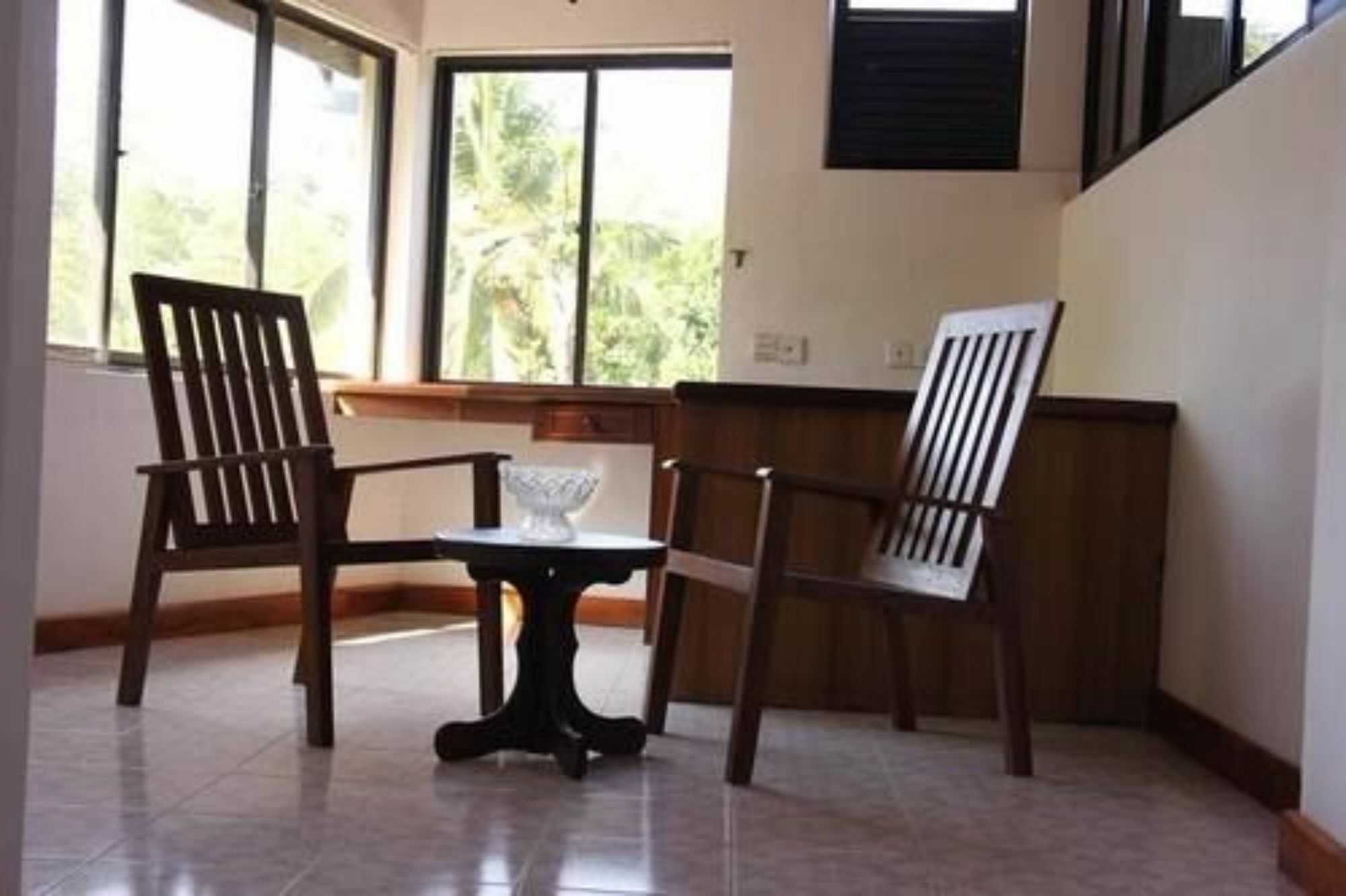 Aa Bungalow Kandy Eksteriør billede